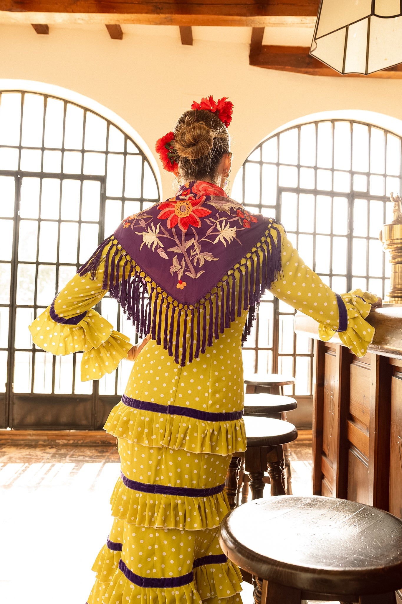 VESTIDO SEVILLA LIMA/BLANCO CINTA ANCHA MORADA
