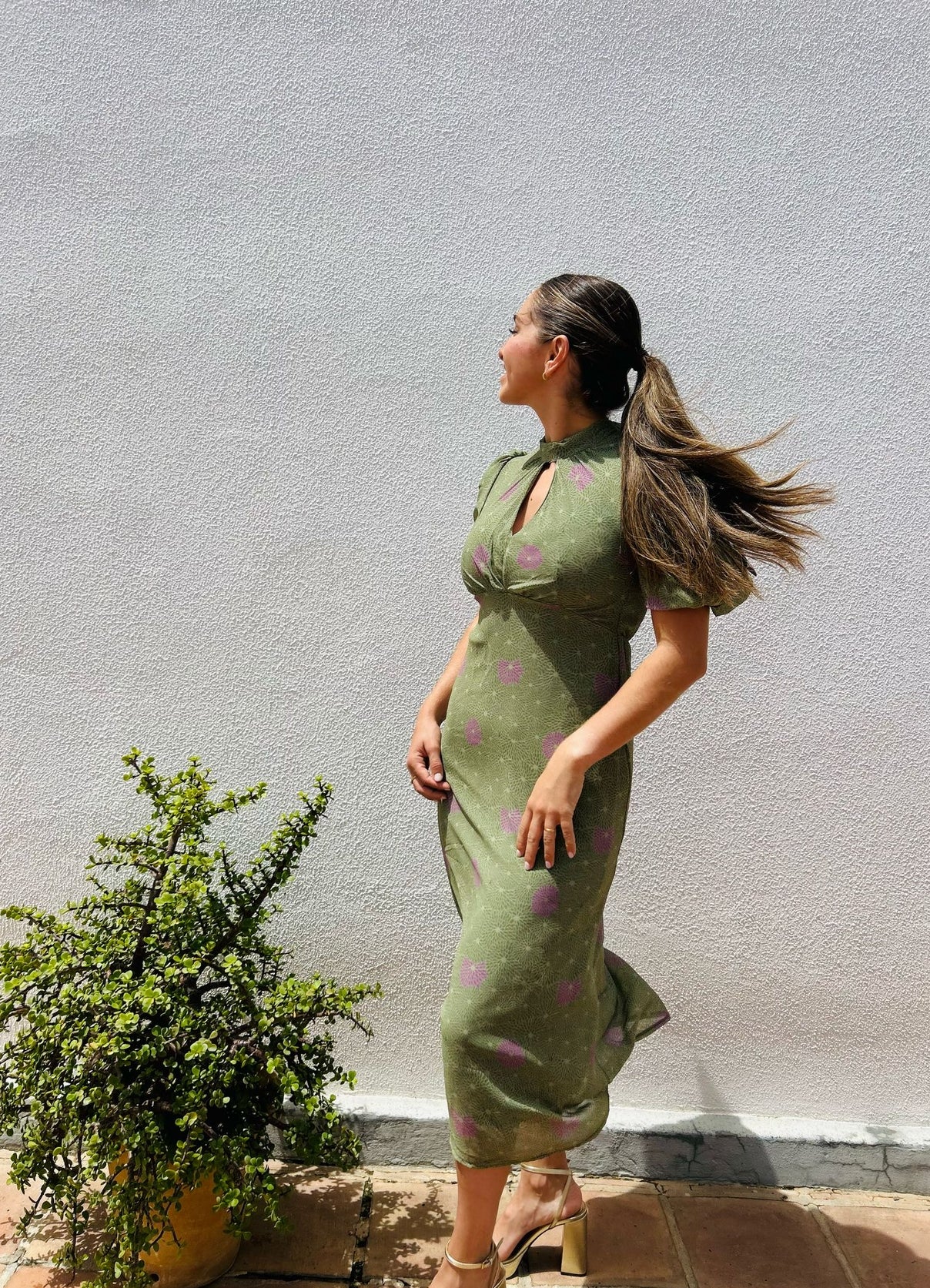 VESTIDO OLIVA FLOR