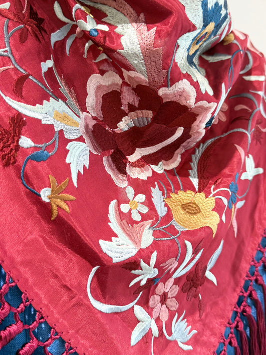 MANTONCILLO CARLA BURDEOS