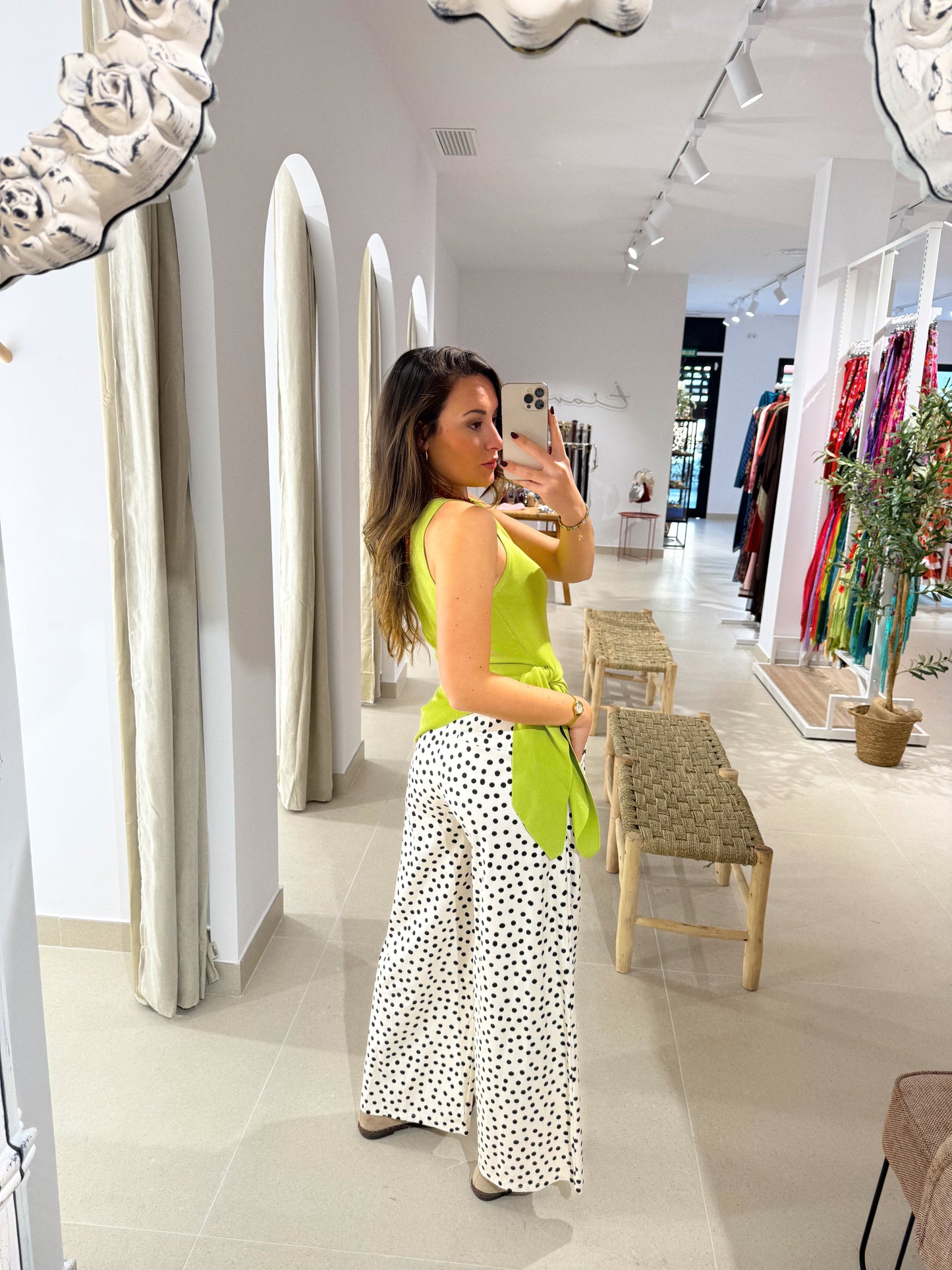 PANTALÓN PINZA LUNARES