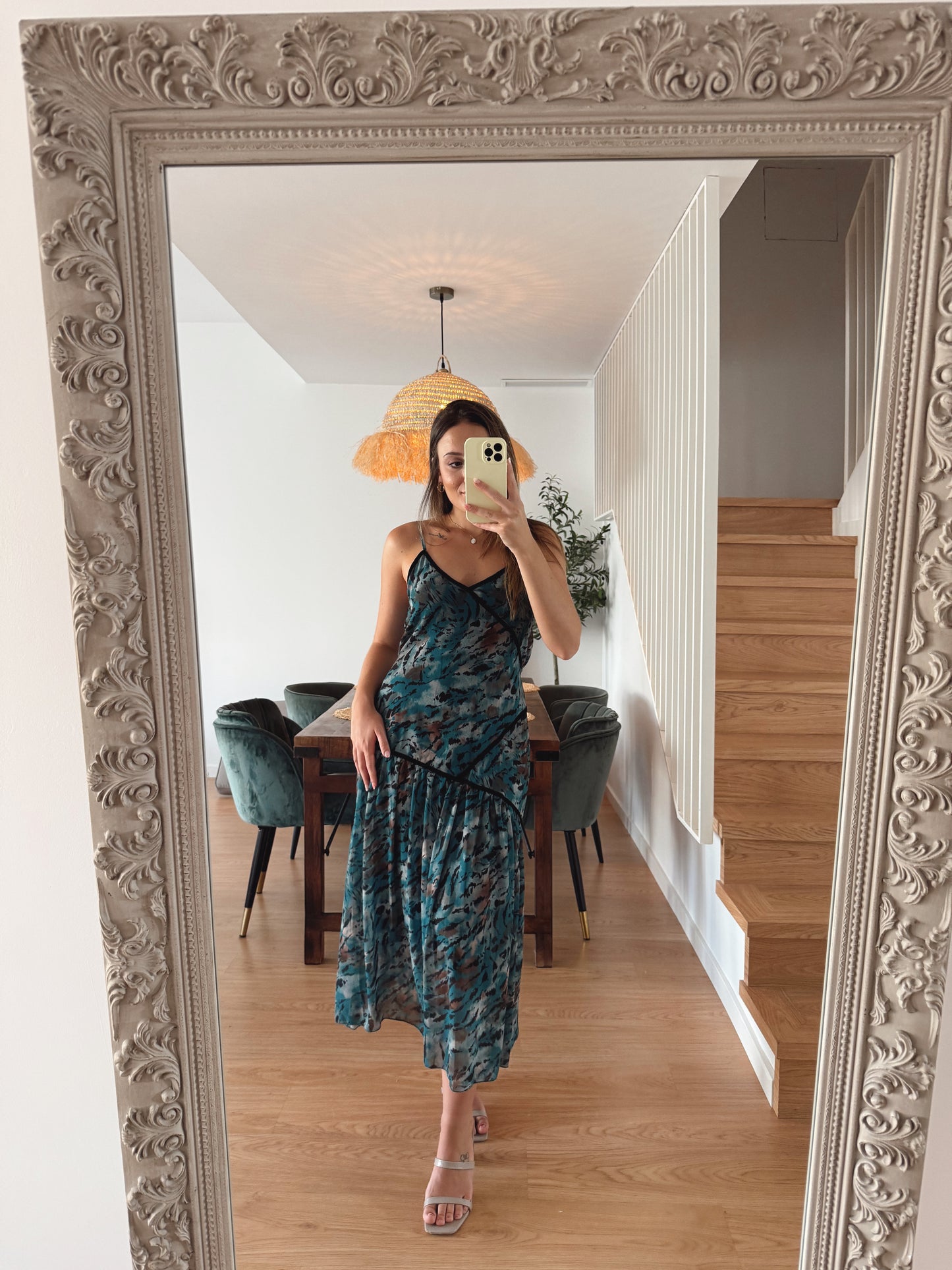 VESTIDO CARLOTA