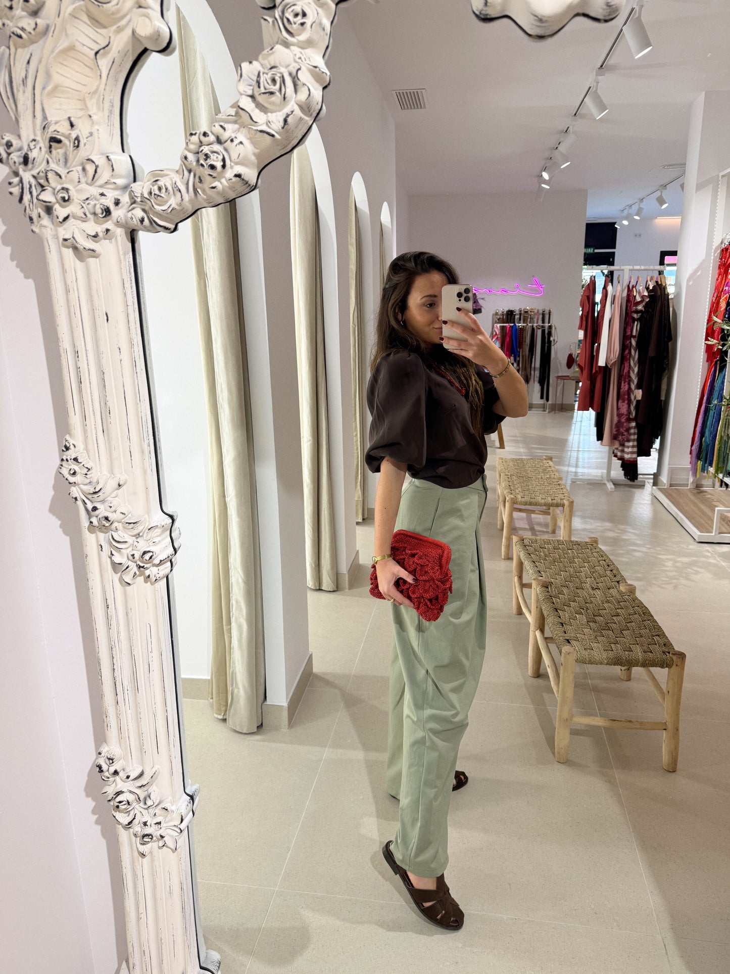 PANTALÓN PLIEGUES VERDE