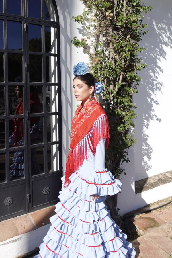 VESTIDO FLAMENCA LOLA CELESTE cinta roja