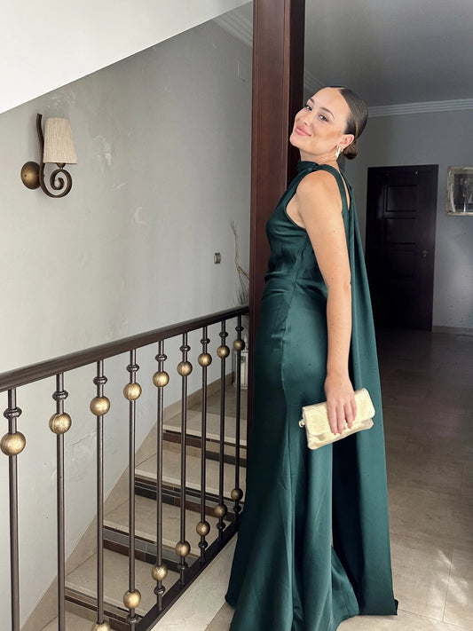 VESTIDO SATINADO CAPA VERDE