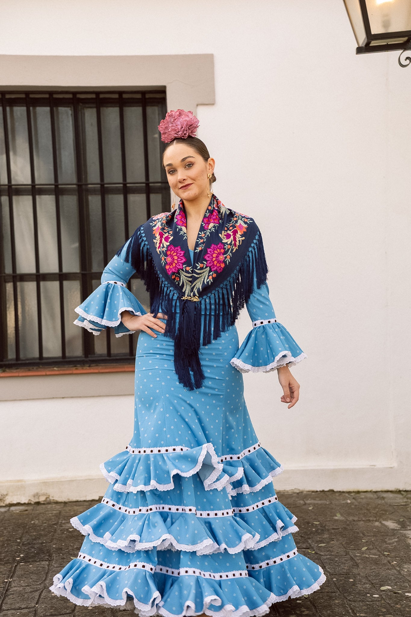 VESTIDO PEONÍA TONOS AZULES CINTA MARRÓN