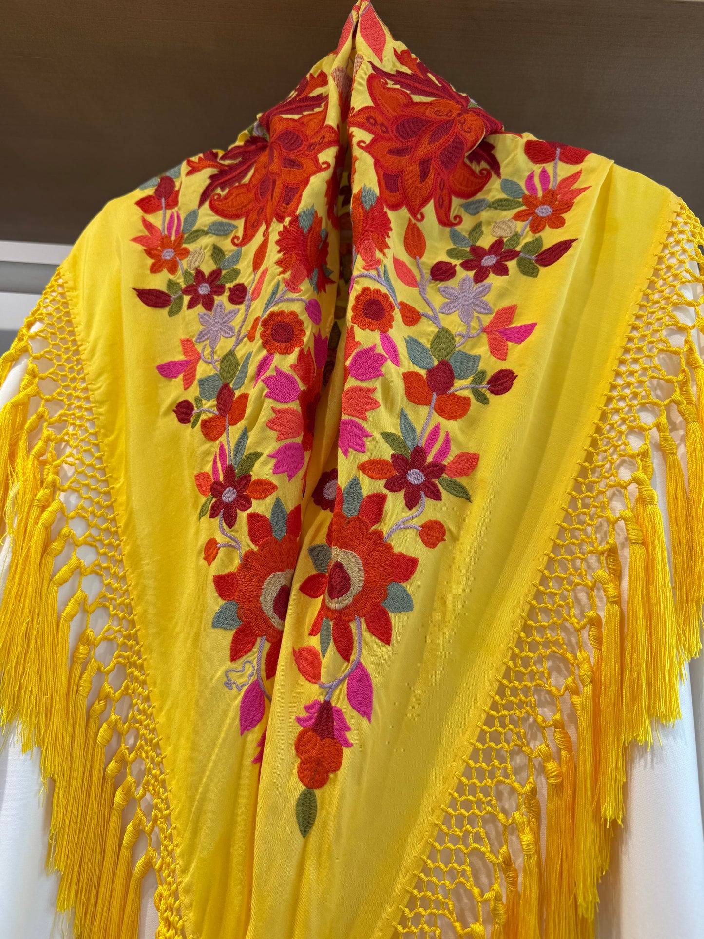 MANTONCILLO VICTORIA AMARILLO