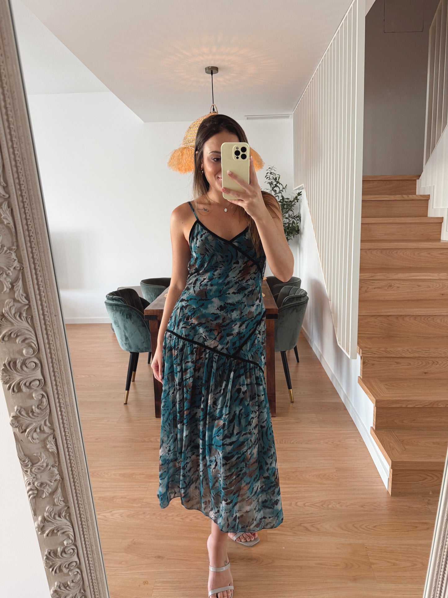 VESTIDO CARLOTA