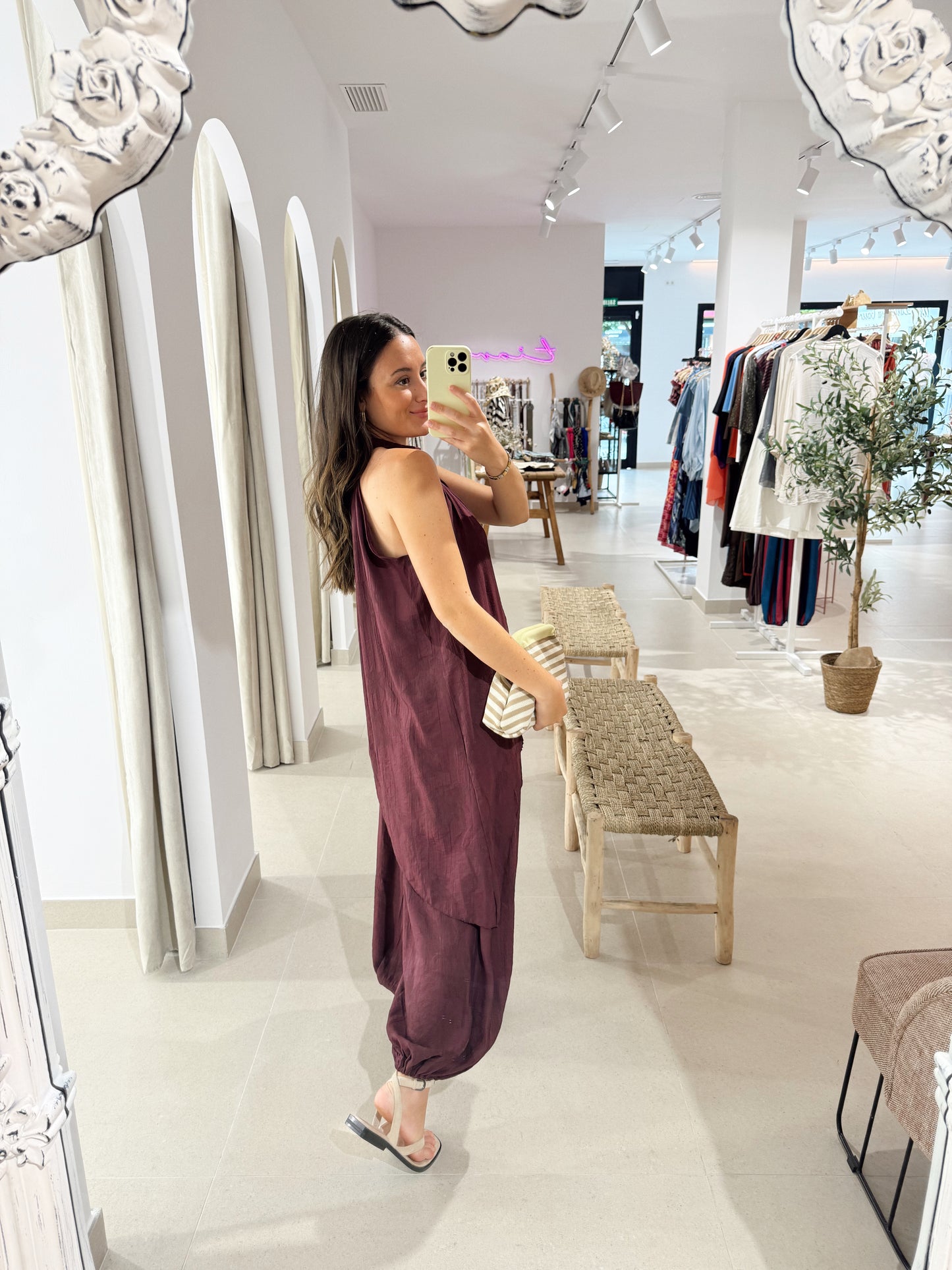 CONJUNTO LAYA BERENJENA