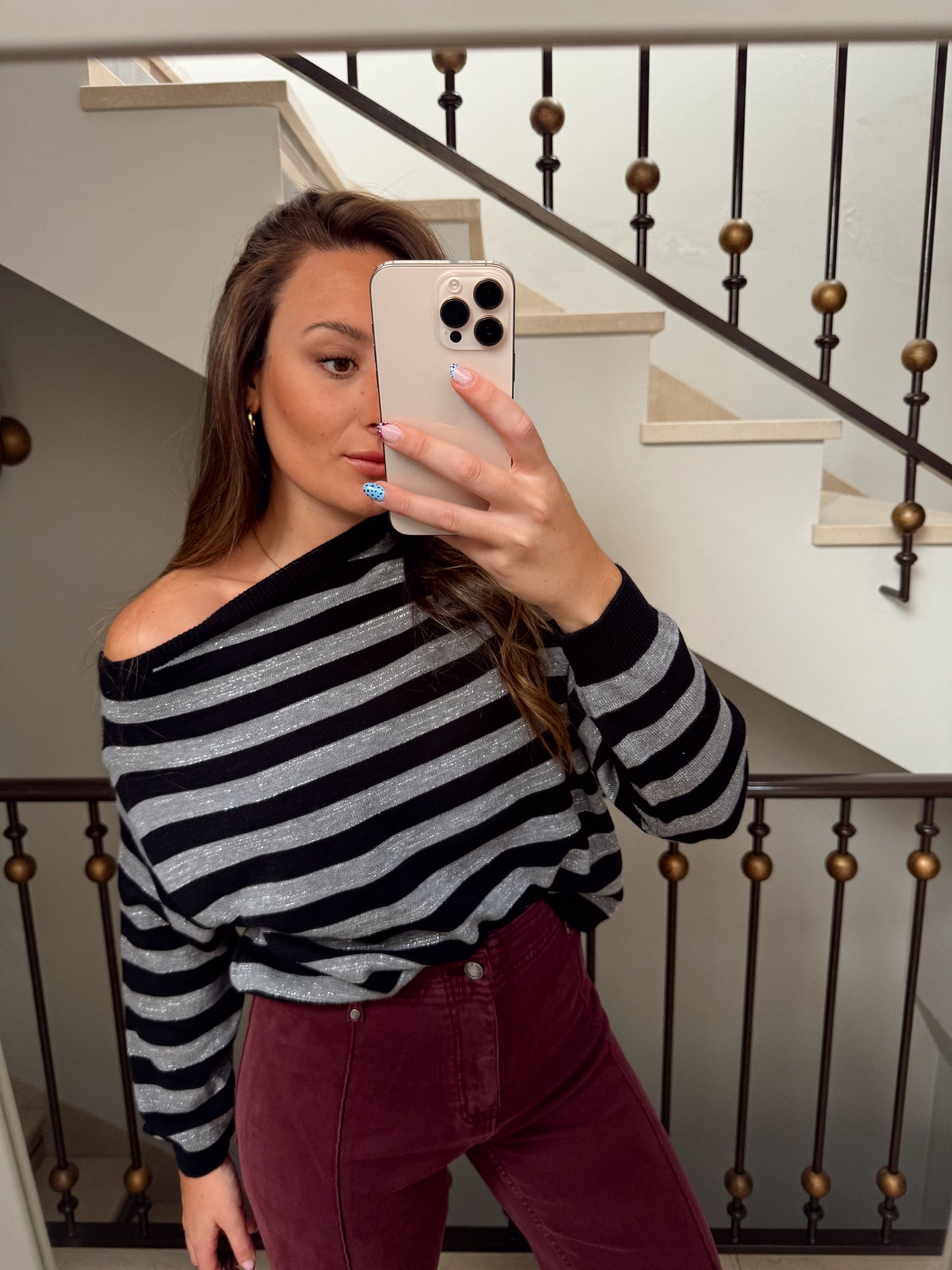 JERSEY LINE NEGRO/PLATA  ESCOTE CAÍDO