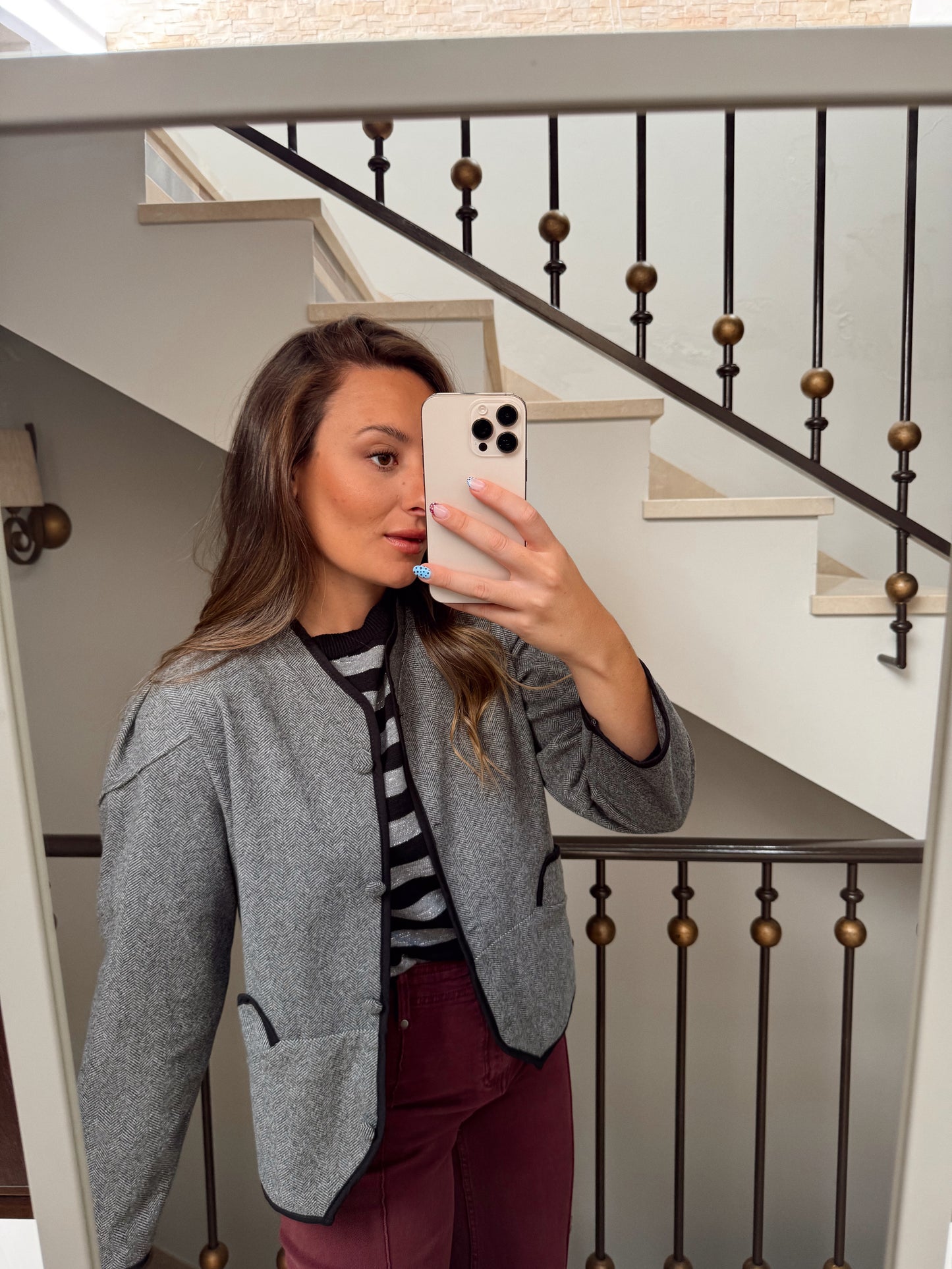 CHAQUETA PEPA GRIS/NEGRA