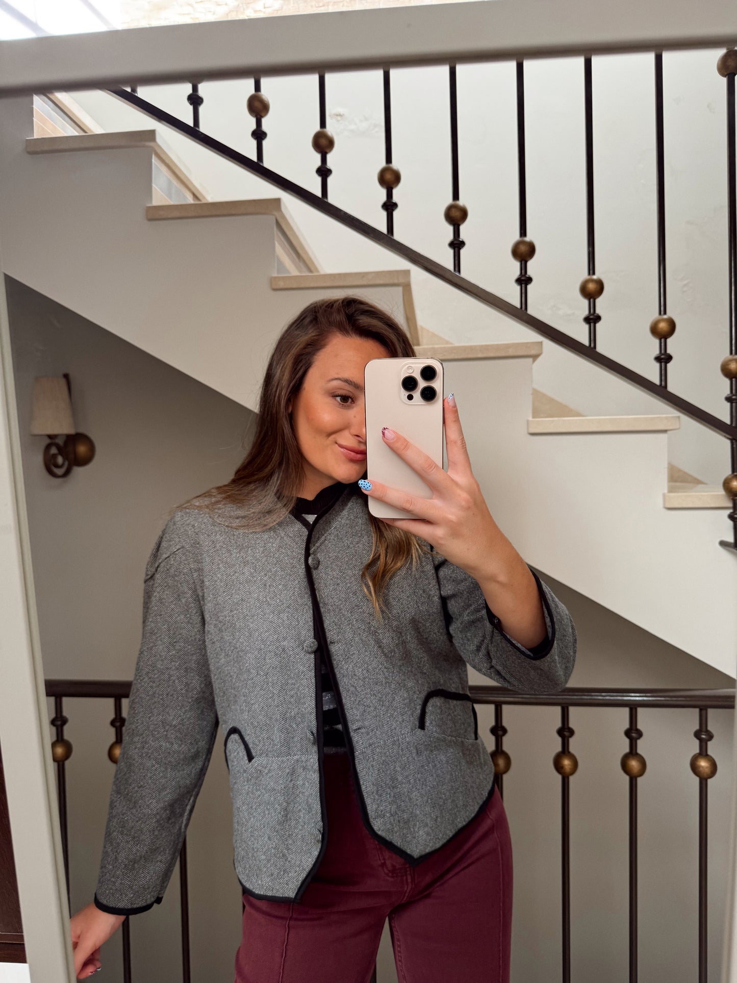 CHAQUETA PEPA GRIS/NEGRA