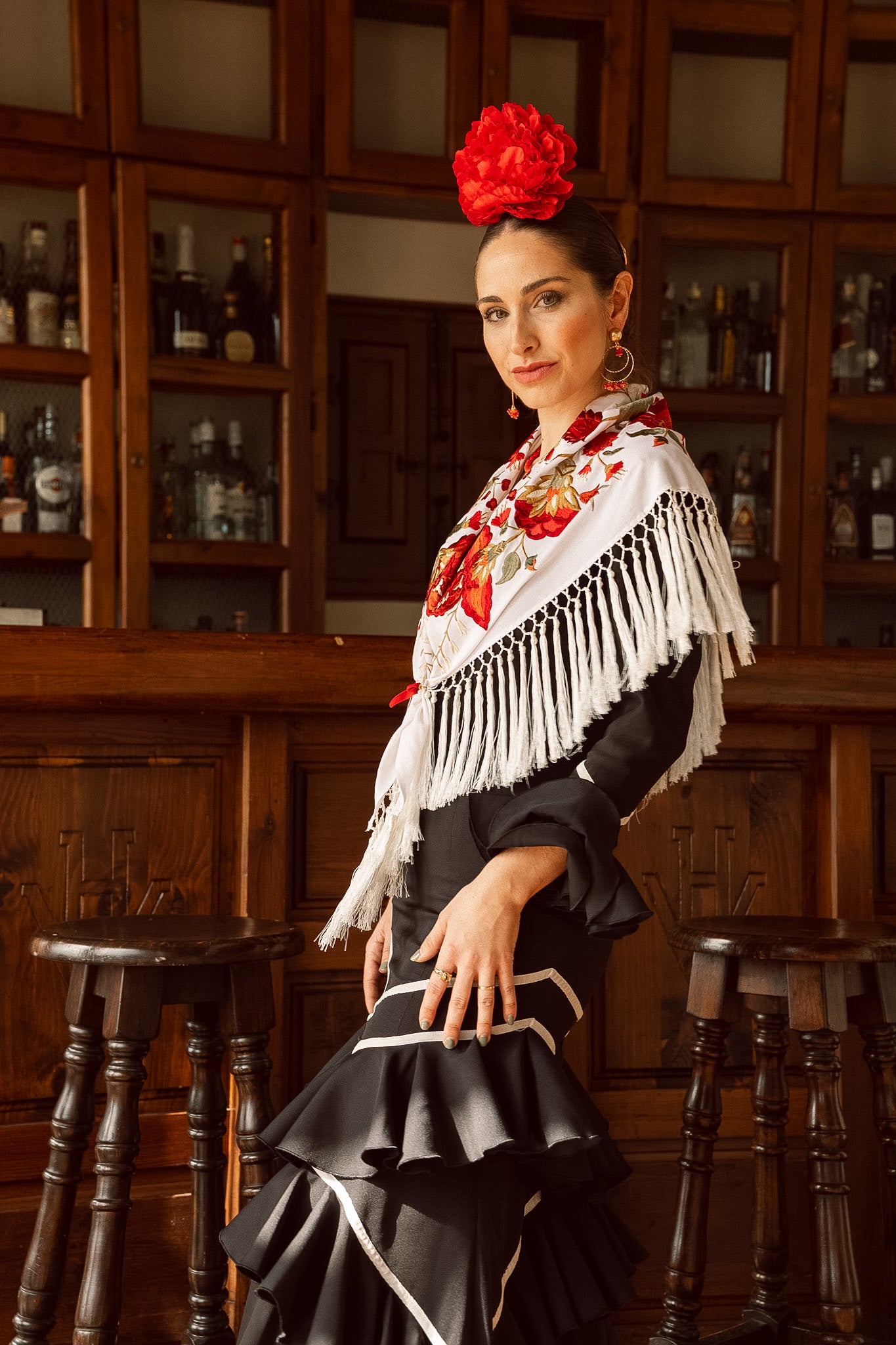 VESTIDO ROMINA NEGRO CINTA BLANCA