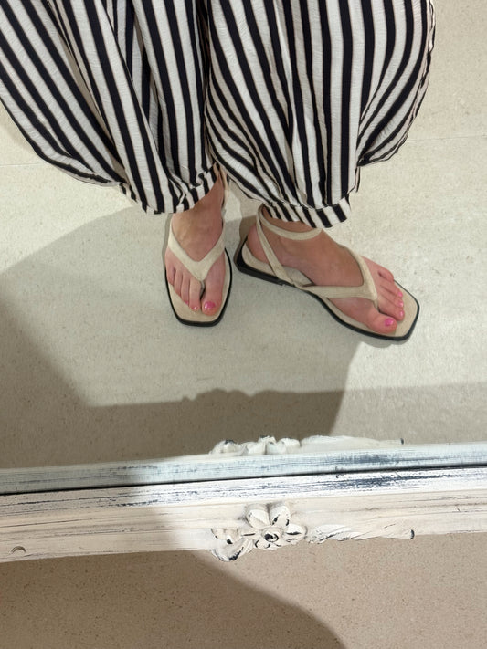 SANDALIAS BEIGE