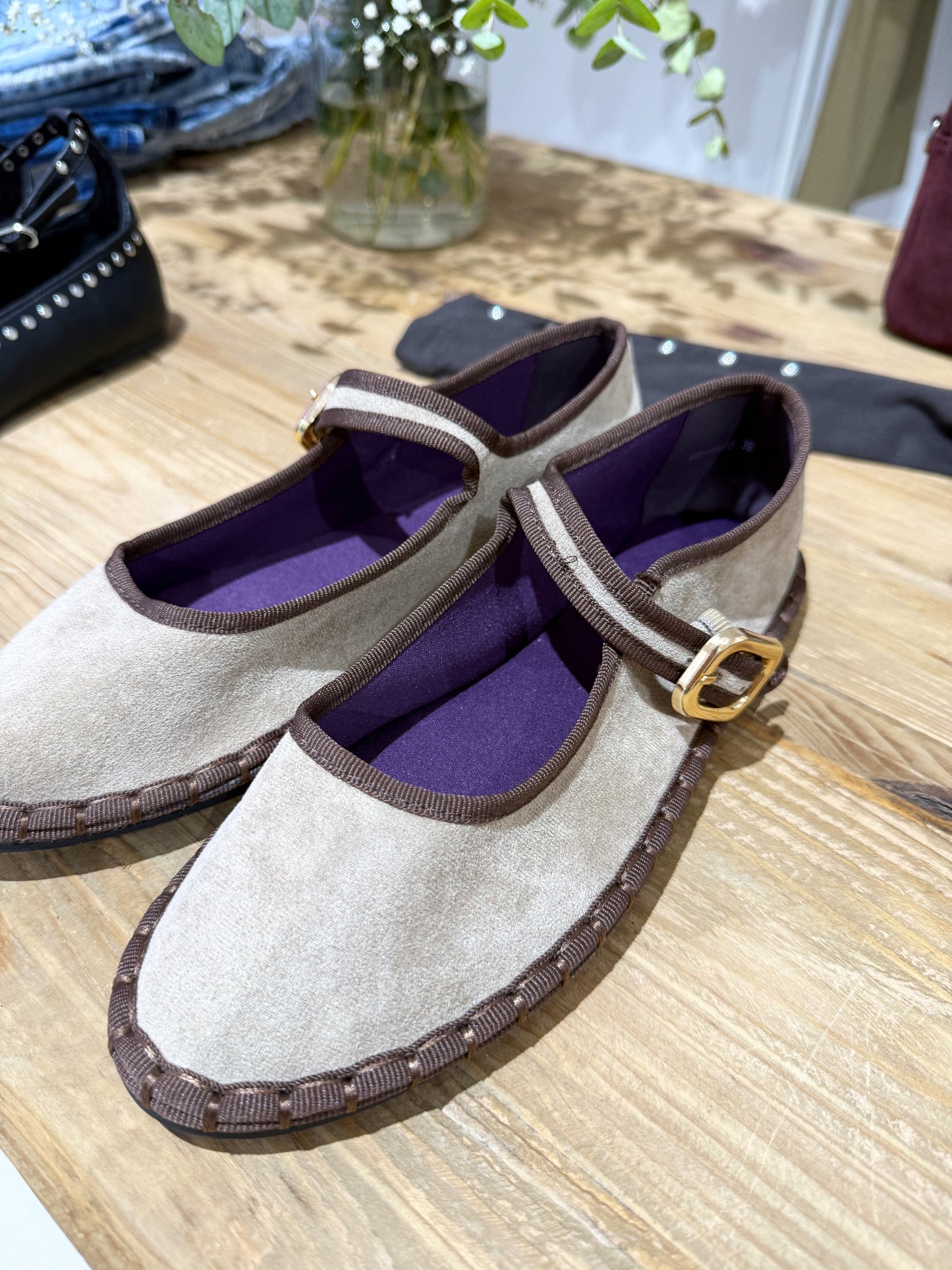 MERCEDITAS BICOLOR MARRÓN