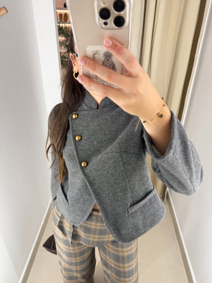 CHAQUETA PAÑO CRUZADA GRIS