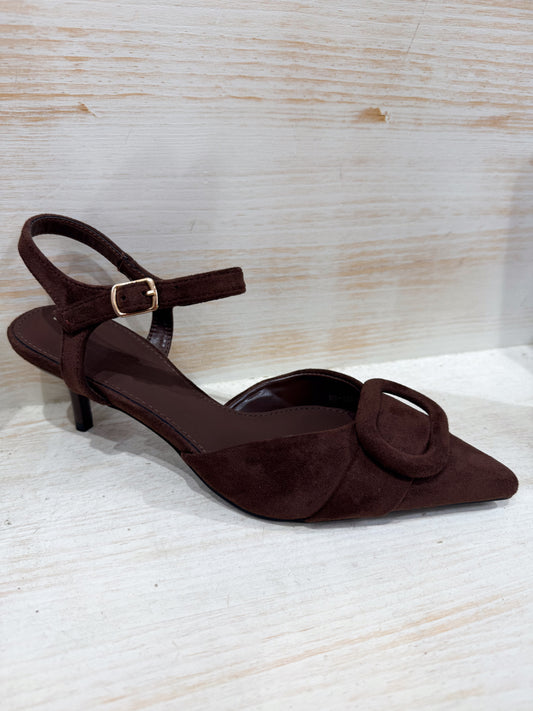 ZAPATO TACÓN MARRÓN HEBILLA