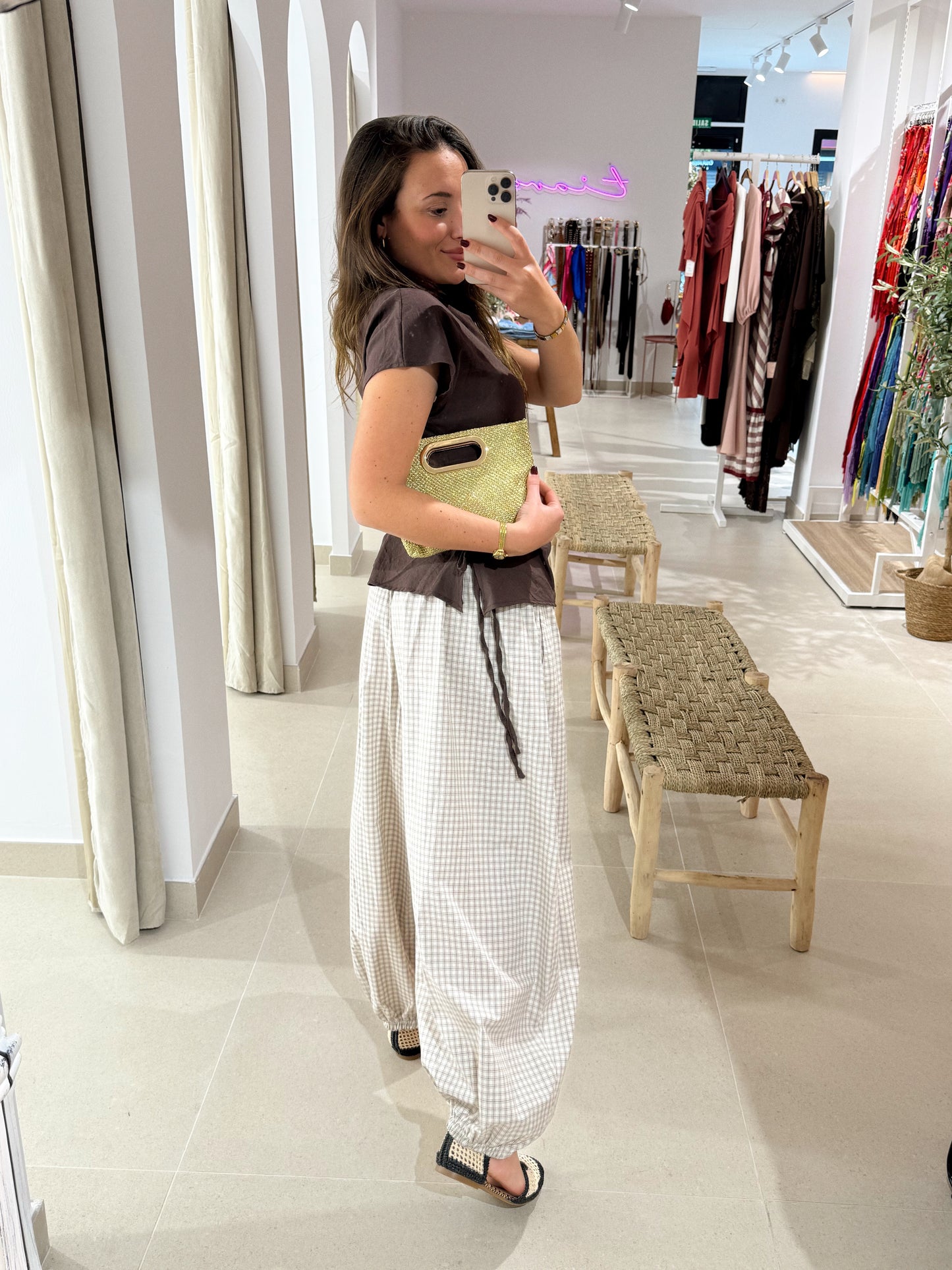 PANTALÓN BOMBACHO CUADROS BEIGE