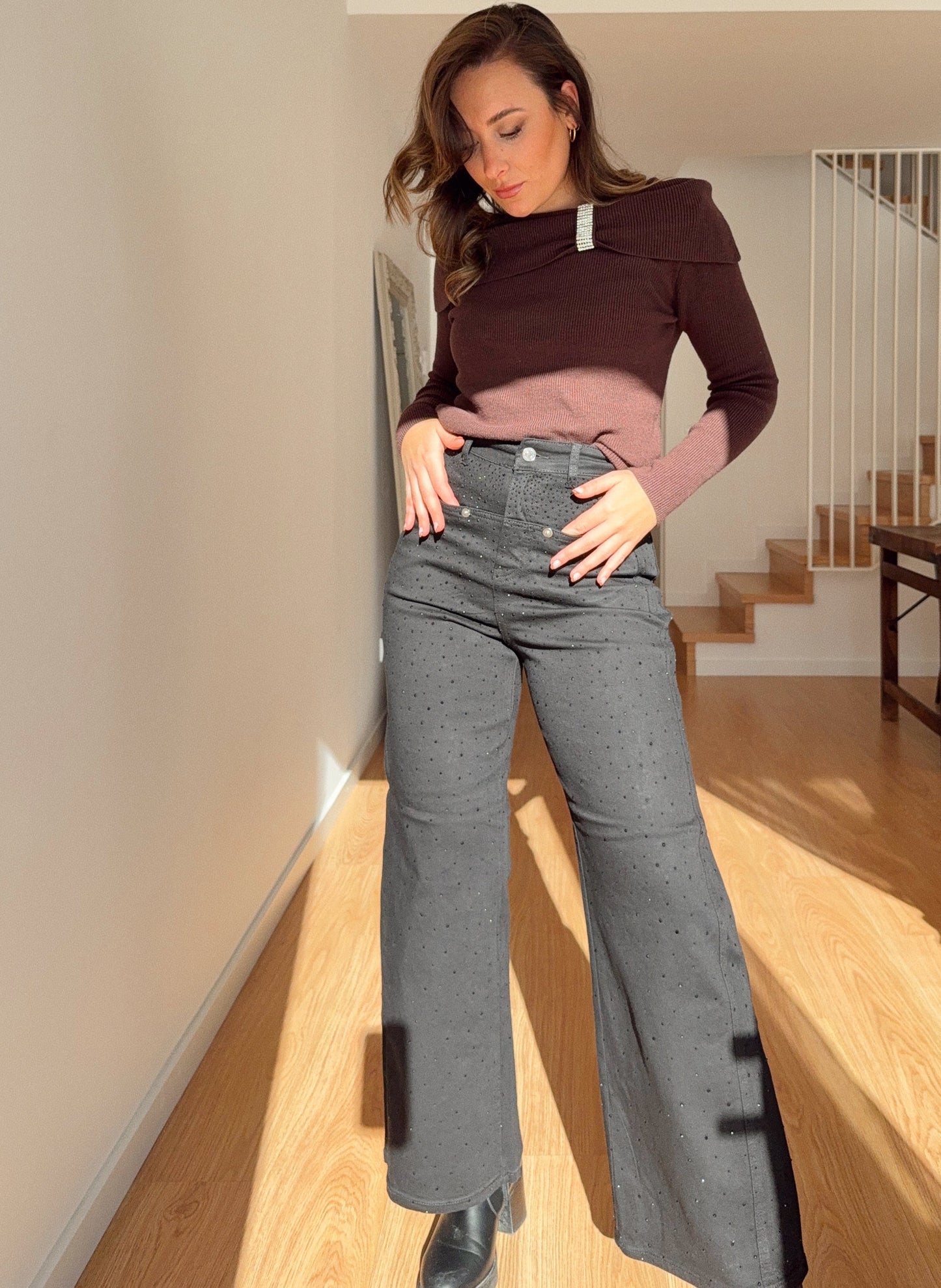 JEANS BLACK BRILLO BOTONES