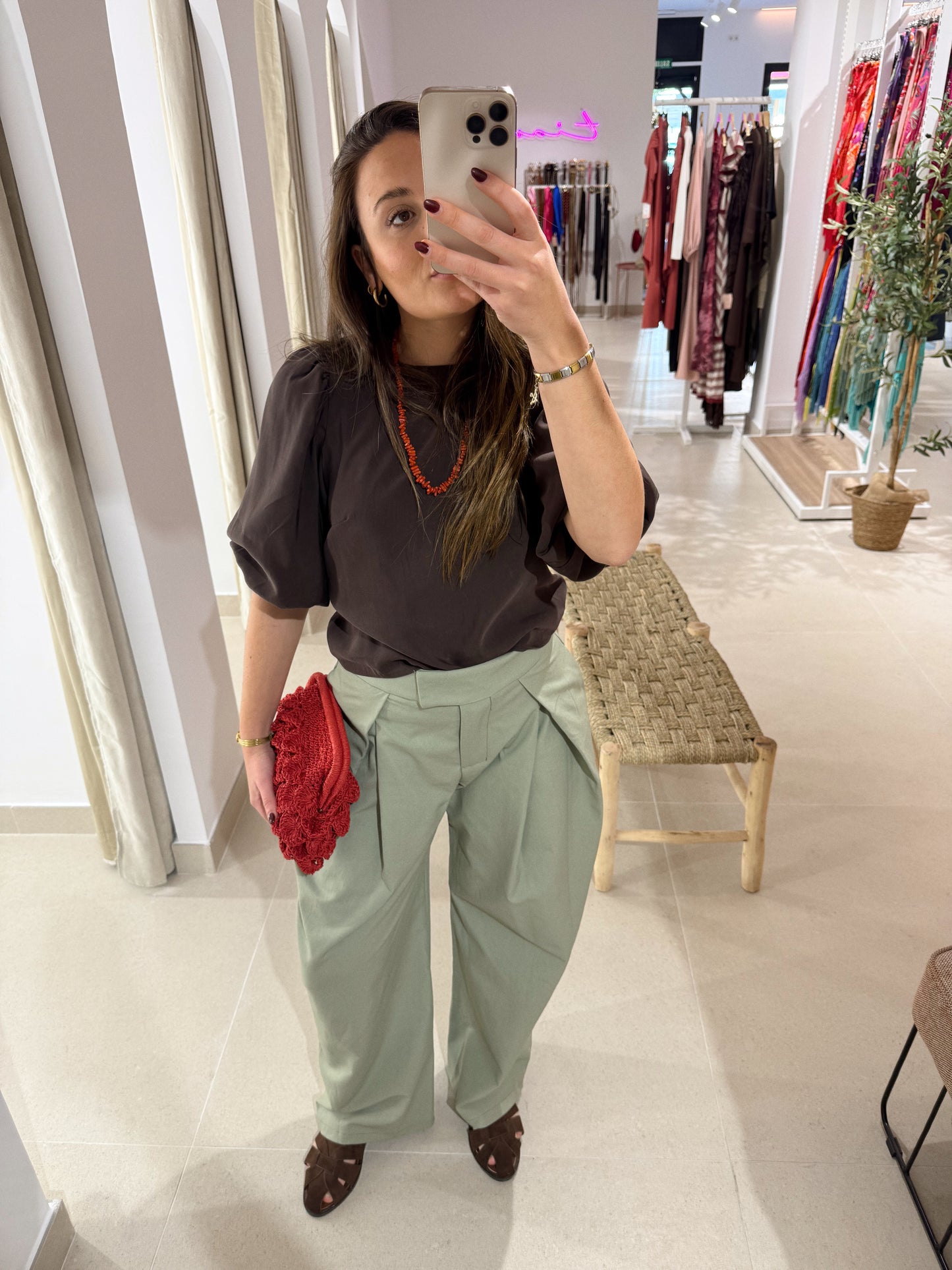 PANTALÓN PLIEGUES VERDE