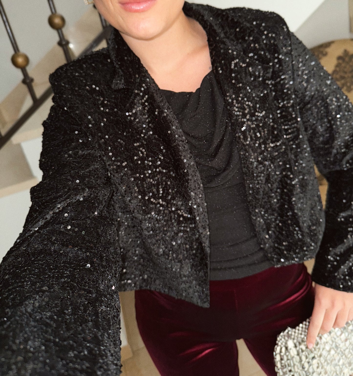 BLAZER LENTEJUELA NEGRA CORTA