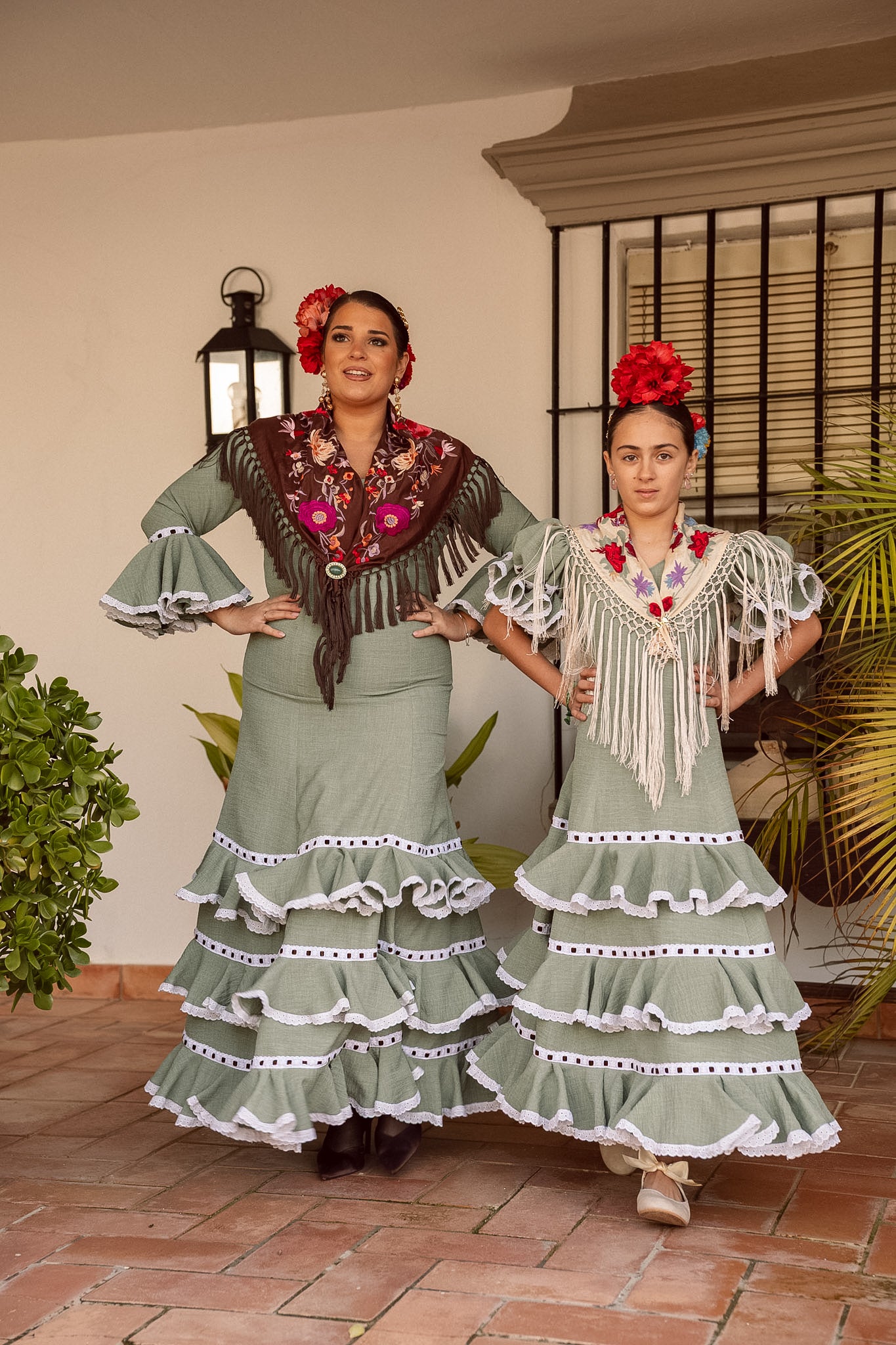 VESTIDO PEONÍA VERDE LAUREL CINTA MARRÓN