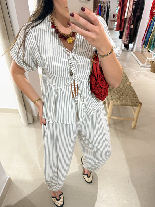 CAMISA LOLITA RAYAS  BEIGE /NEGRO