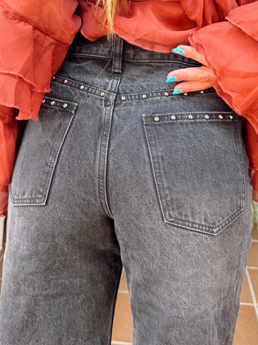 JEANS BARREL TACHUELAS