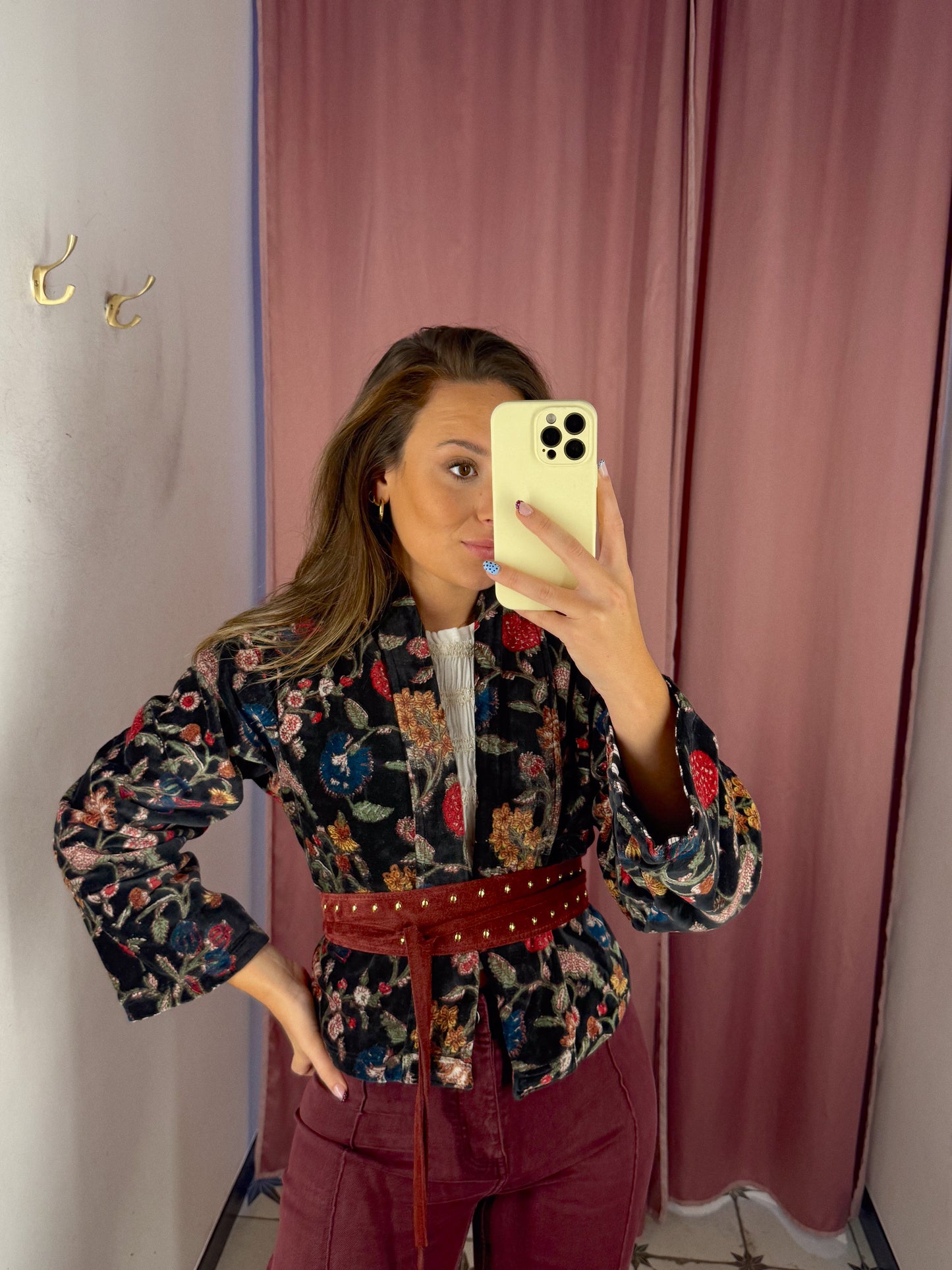 ABRIGO CORTO TERCIOPELO 1