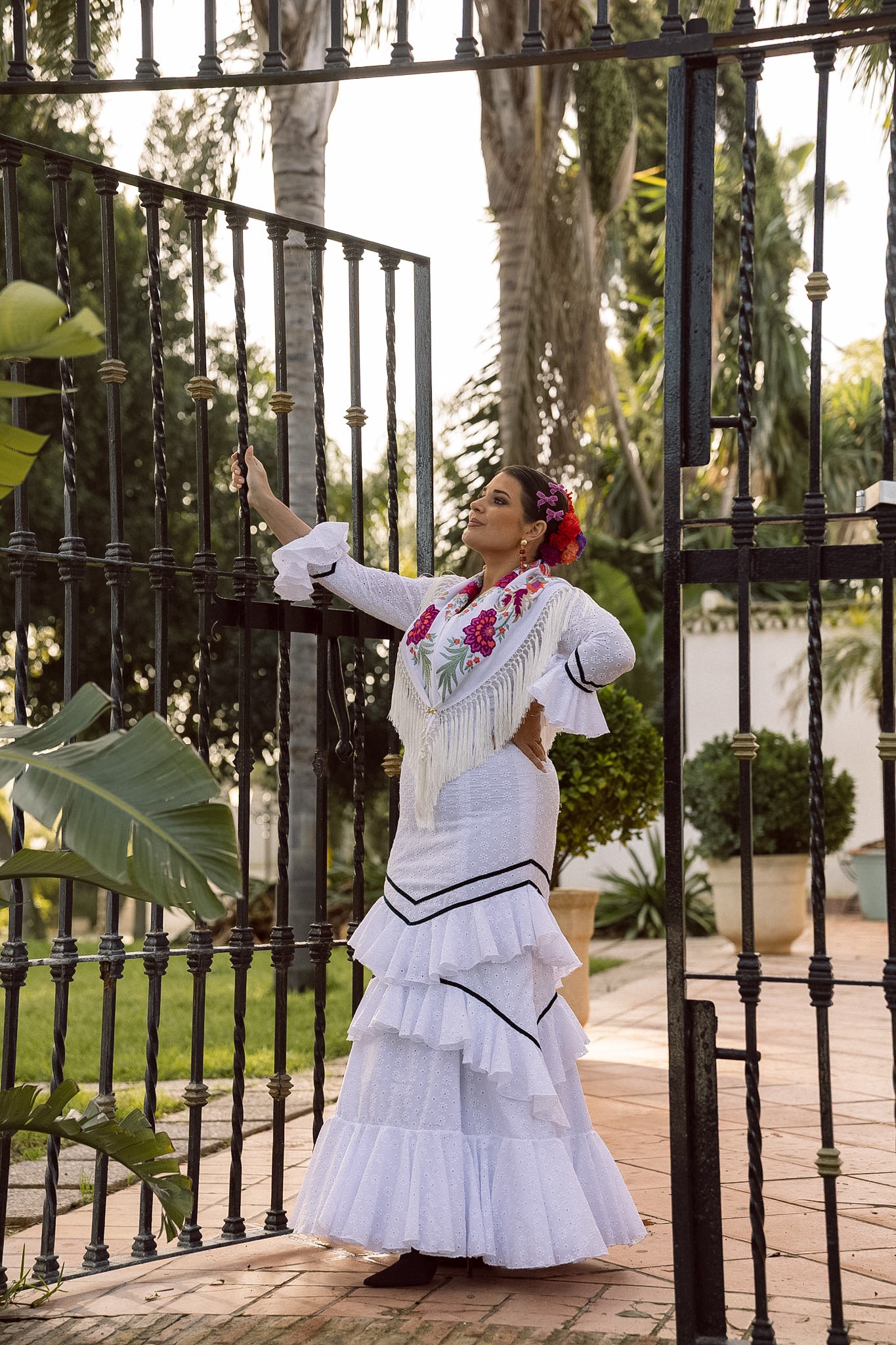 VESTIDO ROMINA BLANCO PERFORADO CON CINTA VERDE