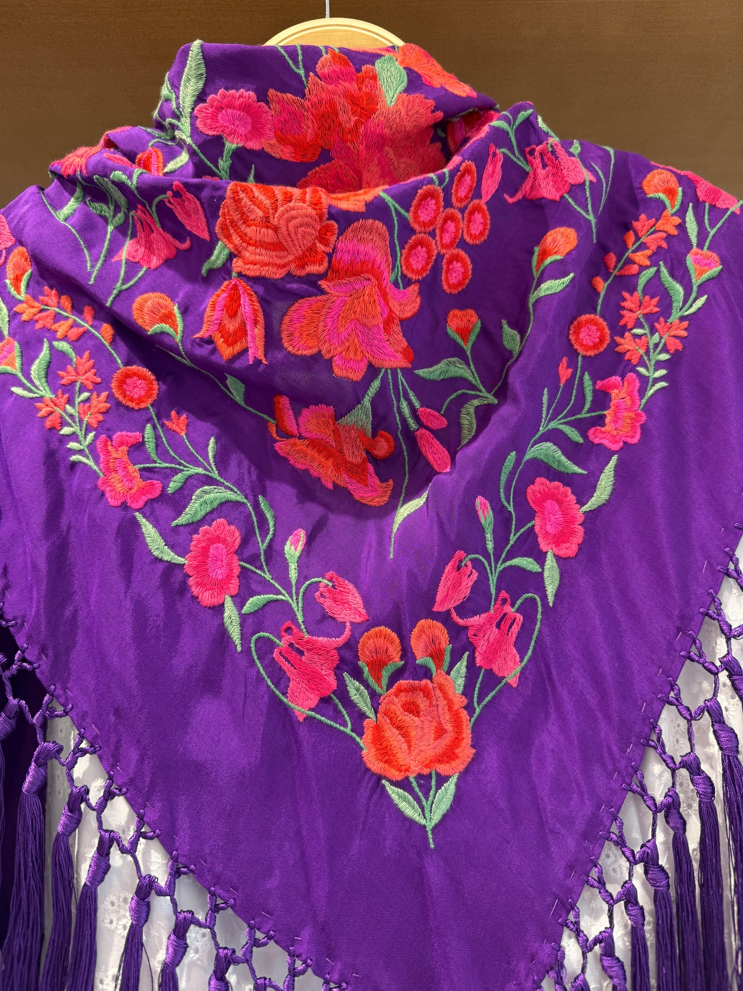 MANTONCILLO CARMEN MORADO