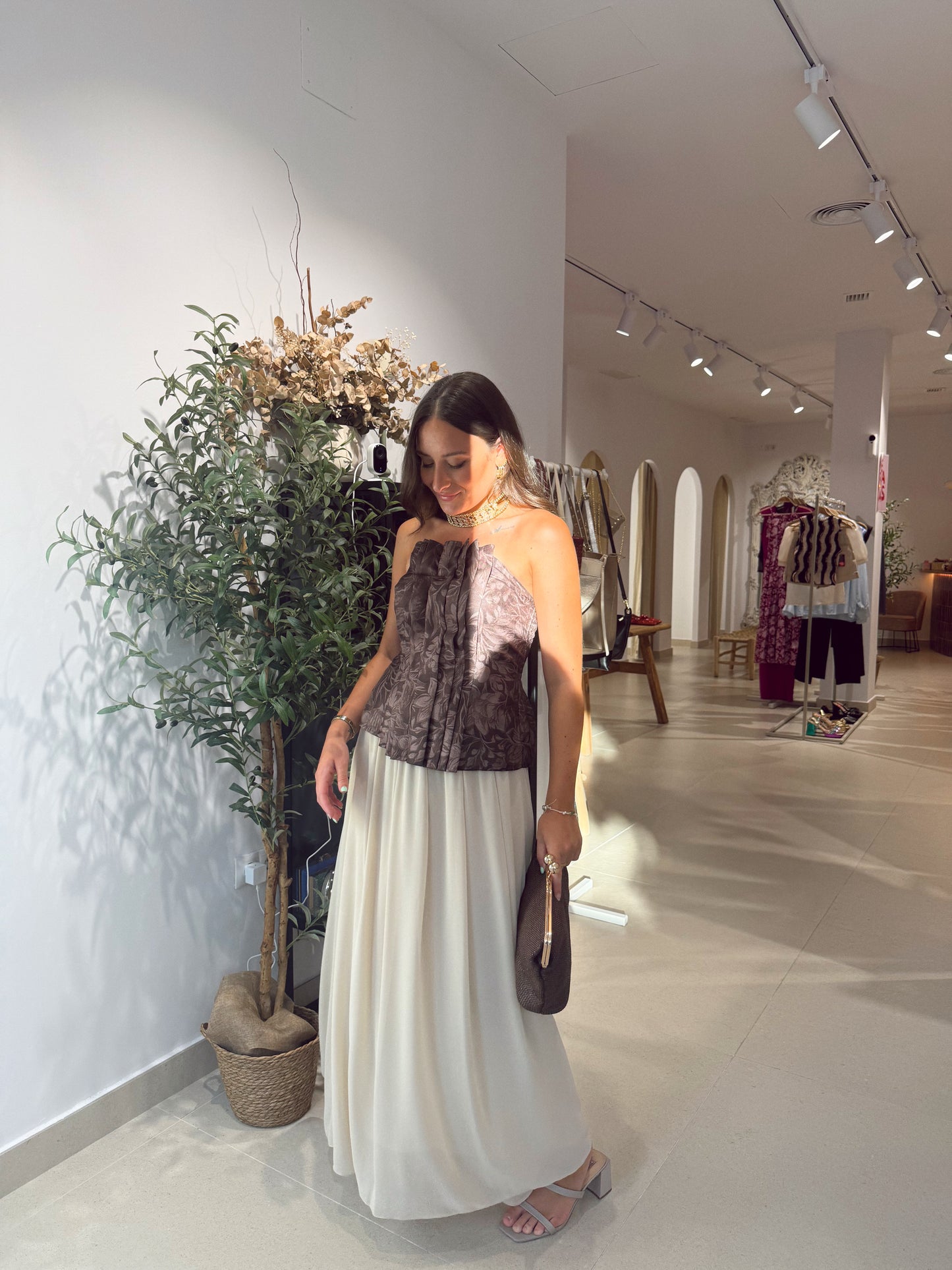 CONJUNTO CATA BEIGE/MARRON