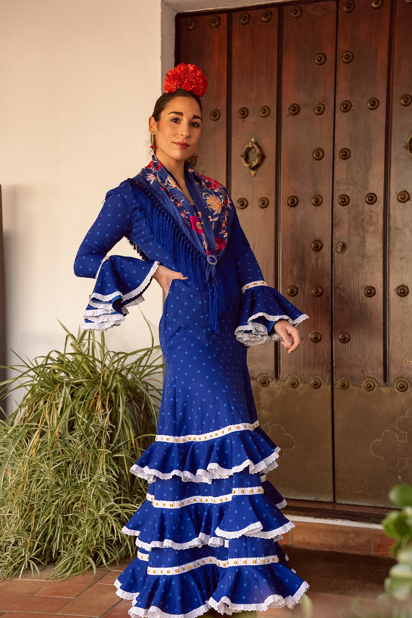 VESTIDO PEONÍA AZUL ELÉCTRICO CINTA ORO