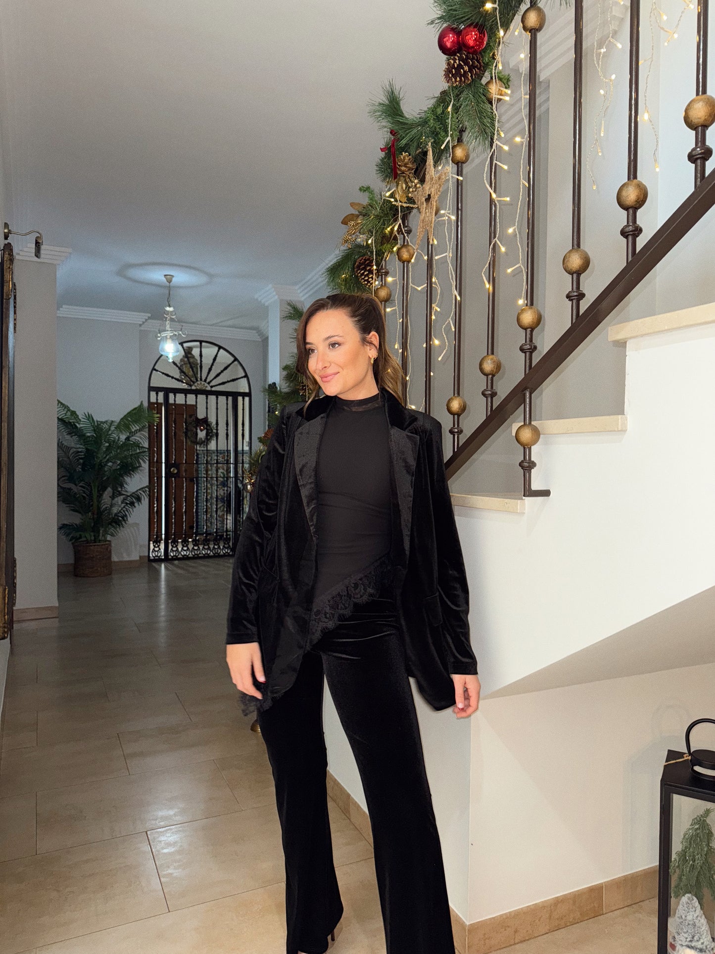 PANTALÓN TERCIOPELO NEGRO