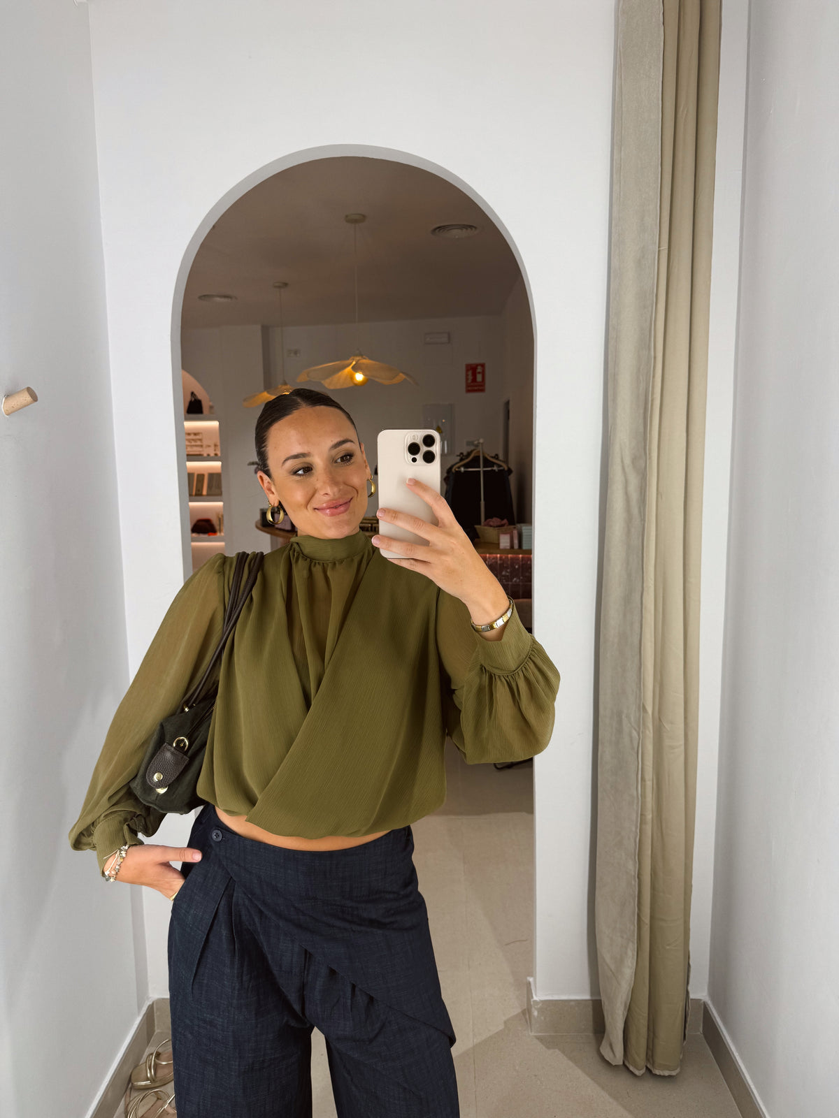 BLUSA GASA OLIVA