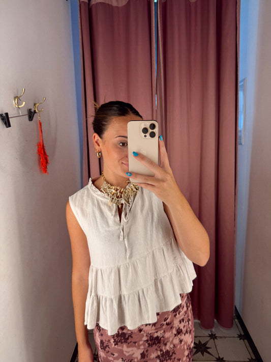 BLUSA BEIGE VOLANTITOS