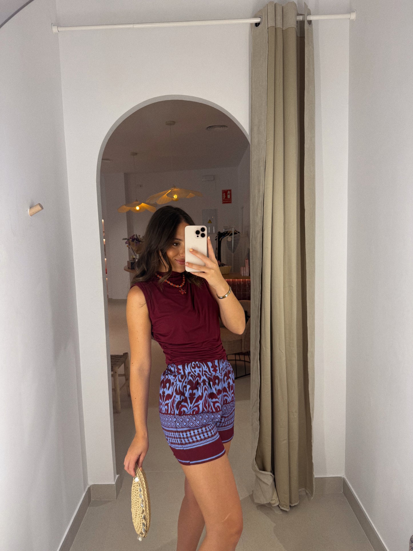 SHORT CALA
