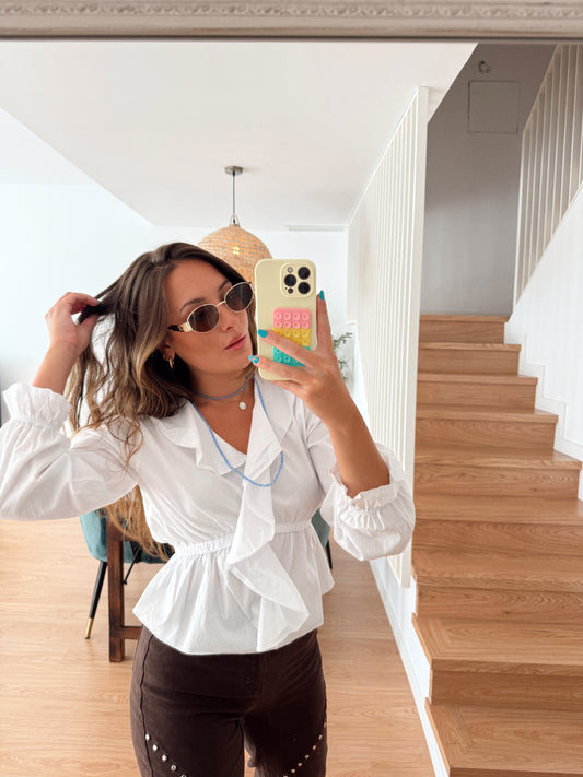 BLUSA BÁSICA BLANCA VOLANTES