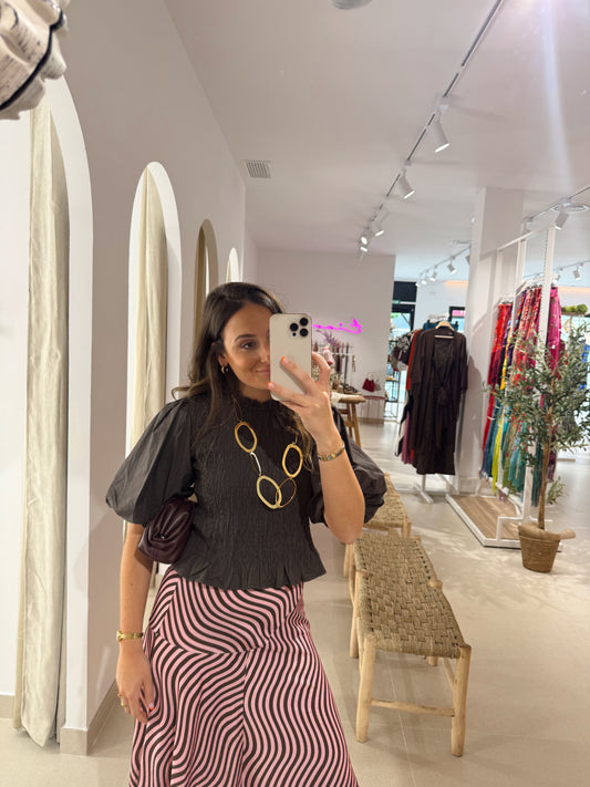 BLUSA ABULLONADA NIDO MARRÓN