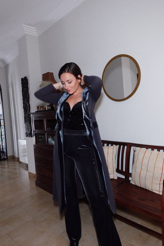 ABRIGO SOLAPA TERCIOPELO GRIS