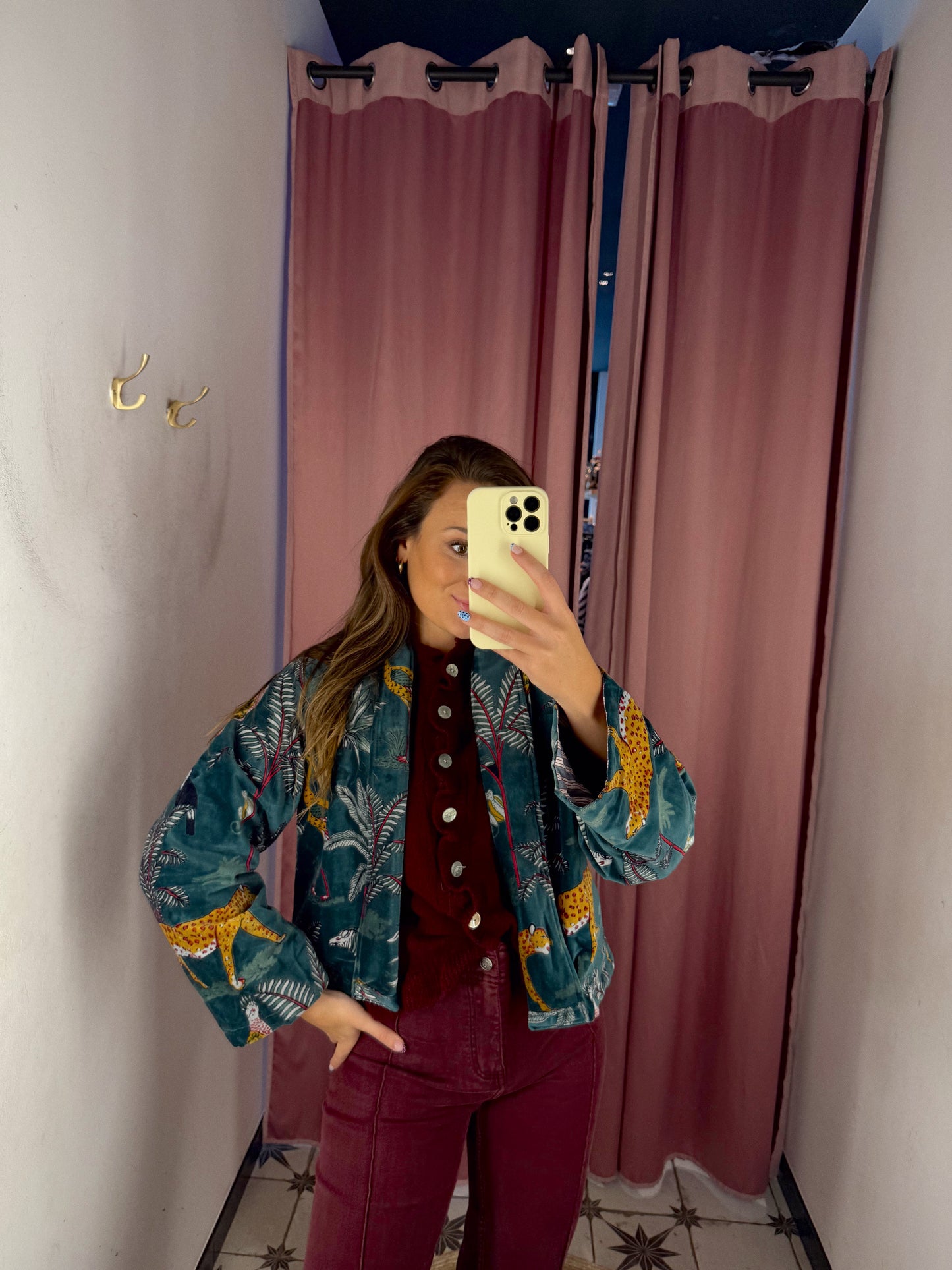 ABRIGO CORTO TERCIOPELO 2