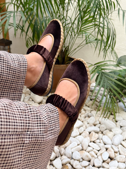 MERCEDITAS MARRÓN/ORO TERCIOPELO