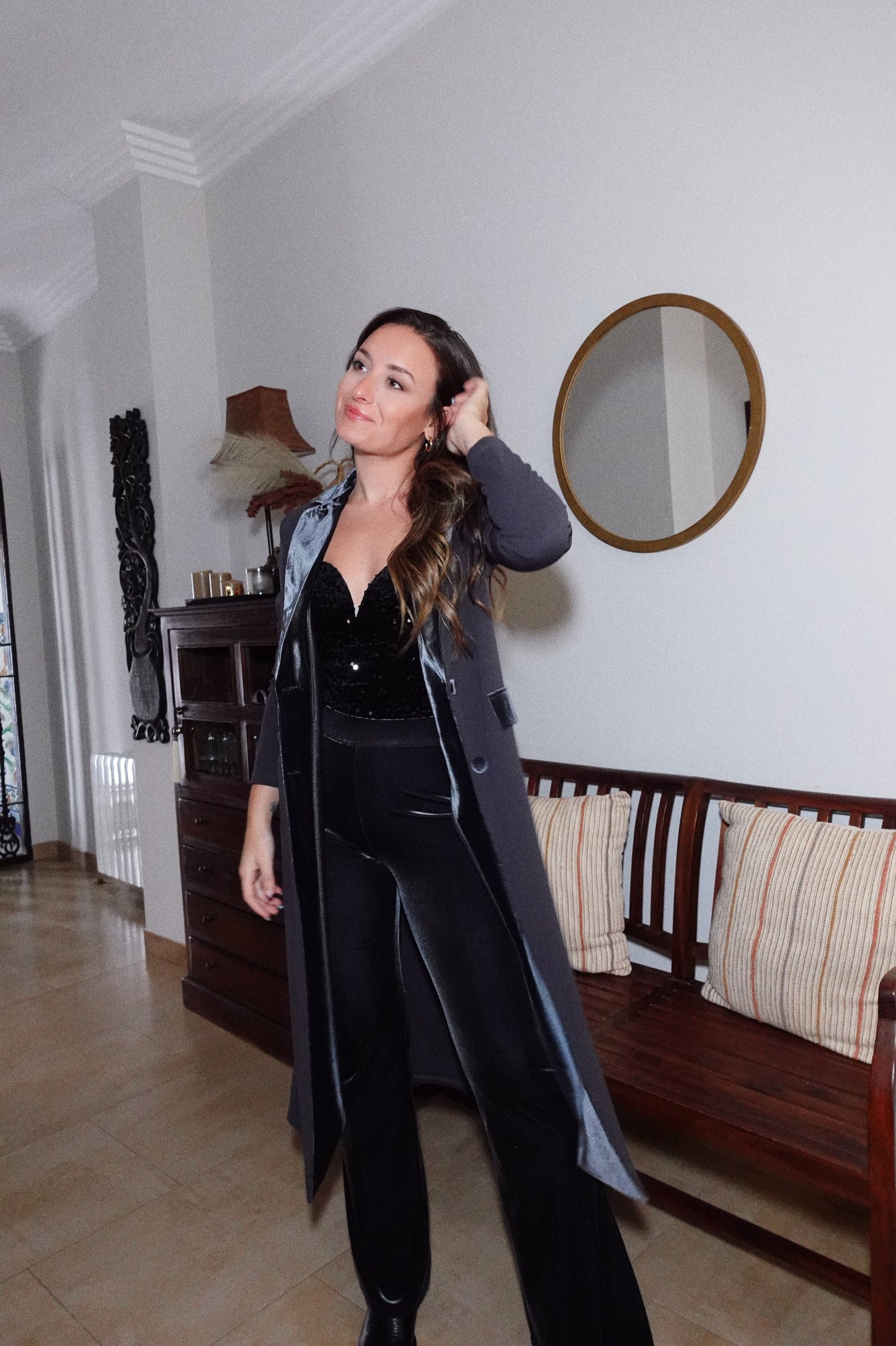 ABRIGO SOLAPA TERCIOPELO GRIS