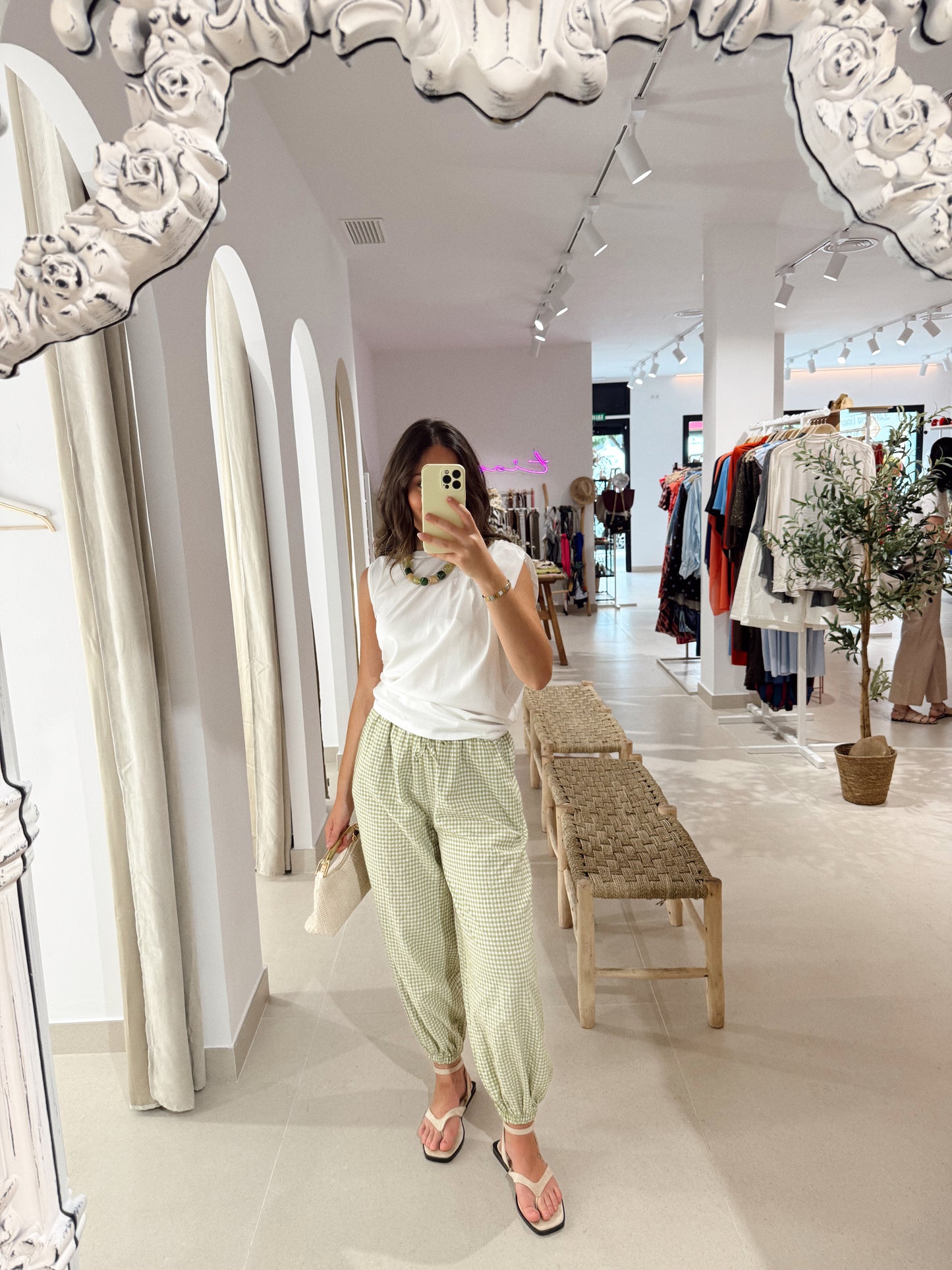 TOP DESIGUAL BLANCO